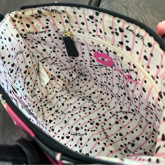 Betsey Johnson Panda Crossbody handheld Bag - Picture 4 of 8